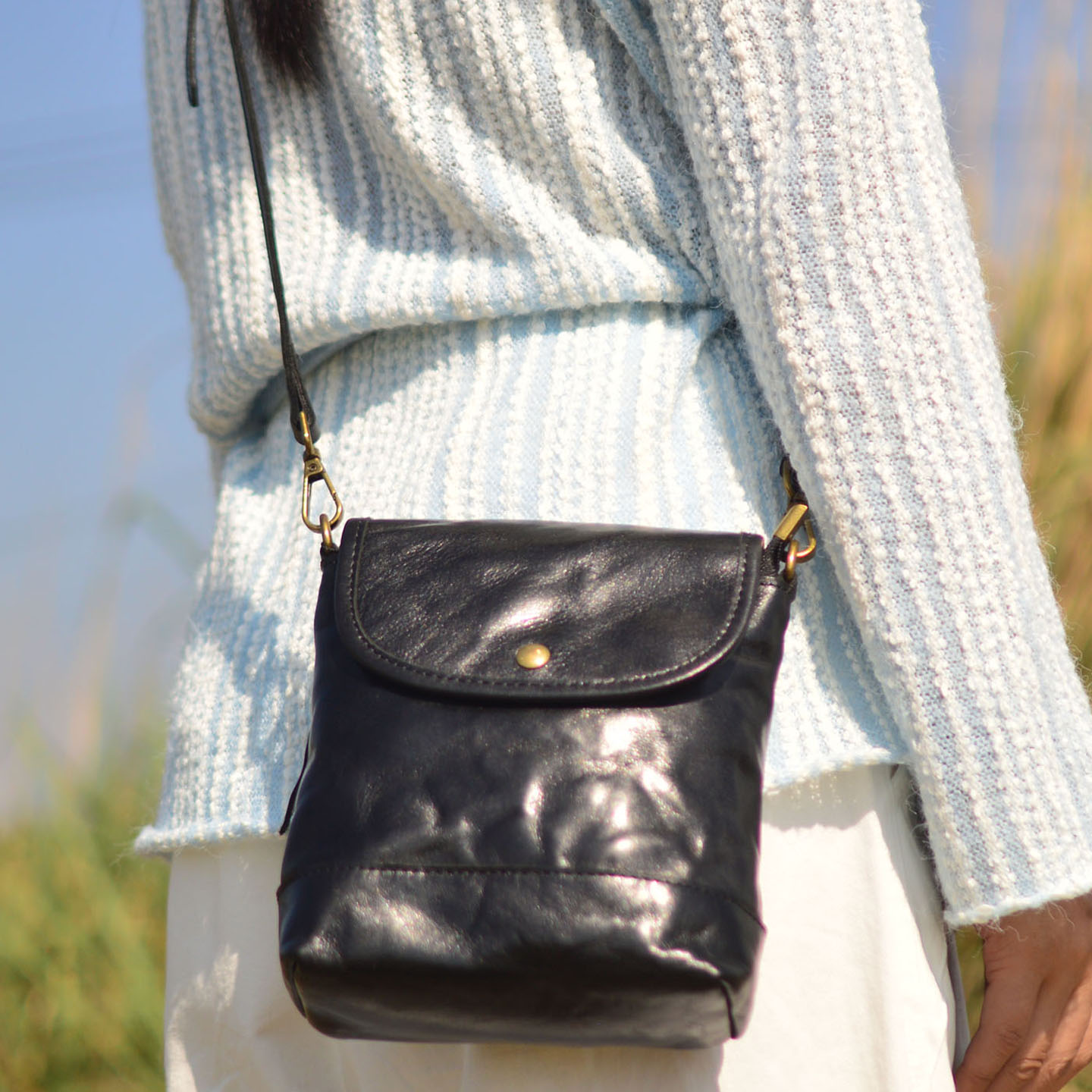 Saddle Bag Distressed - AETOO Leather handbag for women made