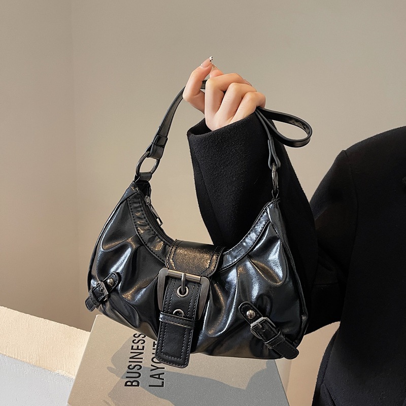 2026 American Retro Distressed - Saddle Bag Distressed 评论和价格