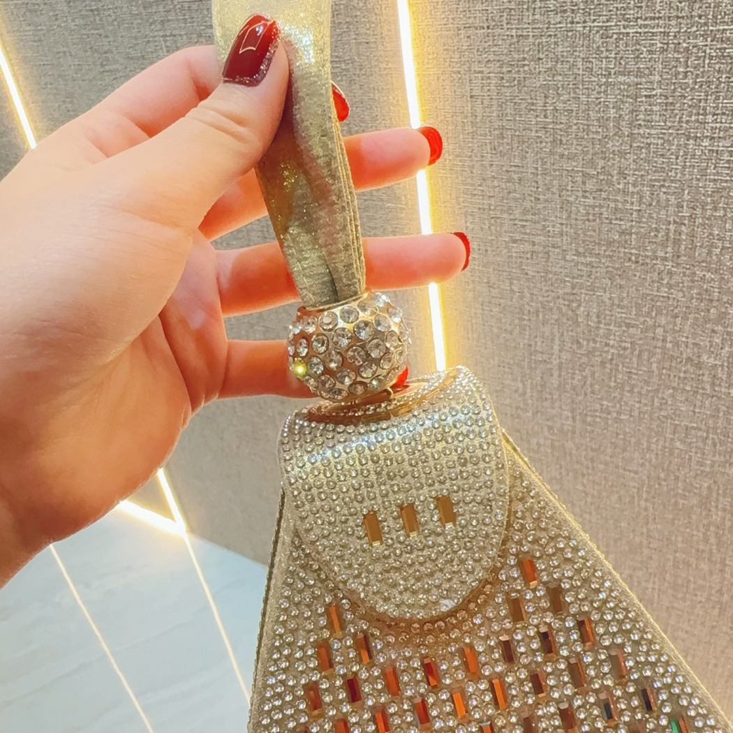 Rhinestones Luxury Evening Bag - Luxury Bags Brand Pyramid 评论和价格