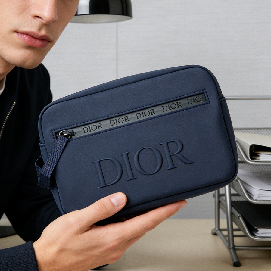 Dior’s Bag Black Canvas Cosmet - Luxury Bags Dior 评论和价格
